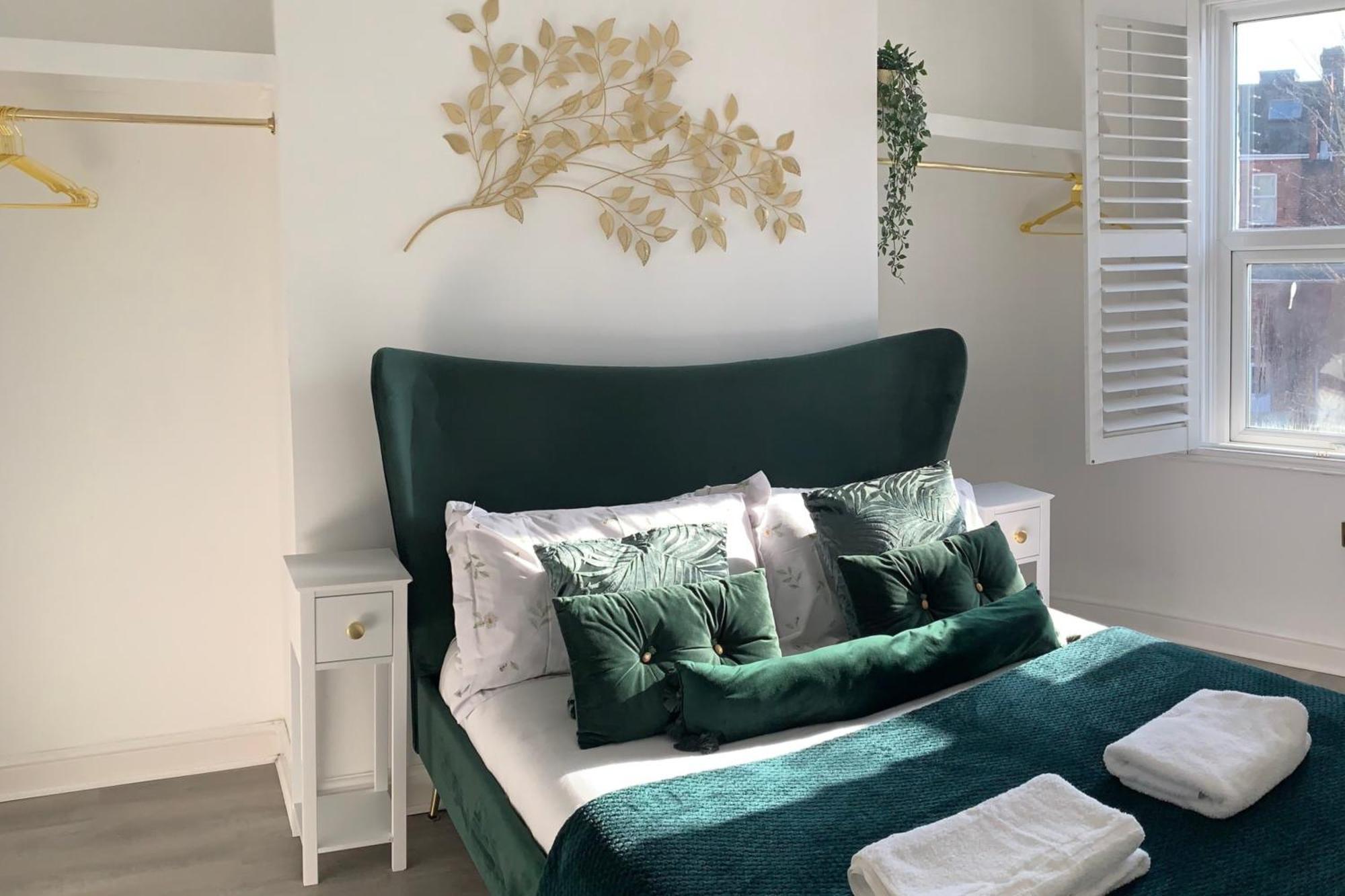 Modern Town Centre Flat - Free Shared Parking, King Size Bed, 5 Minutes Walk To Beach Bournemouth Exterior foto